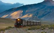 Tiene más de 100 años y recorre toda la Patagonia: el tren sacado de un cuento ideal para una escapada
