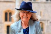Muere con 88 años la autora británica Jilly Cooper, 'reina' de los romances de clase alta
