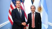 Scott Bessent recibió a Luis Caputo para negociar los detalles del salvataje financiero