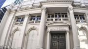 A cuánto estarán la inflación y el dólar a fin de año según las consultoras que releva el Banco Central