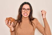 ¿Los frutos secos potencian el cerebro? Conoce el vínculo entre la función cognitiva y la microbiota intestinal