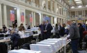 LLA pide reimprimir las boletas con Santilli como principal candidato
