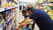 Analistas y bancos privados suben las proyecciones de inflación para septiembre: ¿qué pasará con del dólar?