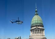 Un helicóptero sobrevuela el Congreso y las redes estallan: ¿Simulacro o ensayo de fuga?