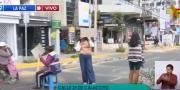 Vecinos y propietarios de negocios bloquean vías en San Miguel en rechazo al Parqueo Tarifado de la Alcaldía de La Paz