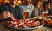 Patas de jamón y litros de cerveza artesanal: la fiesta provincial para una escapada este finde XL