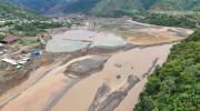 Desborde del río Tipuani afecta a alrededor de 250 familias y vecinos claman por ayuda