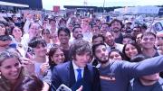 Javier Milei recorrió Mar del Plata y pidió apoyo para Diego Santilli y Karen Reichardt