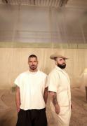 Ricky Martin y Carín León reinventan “A Medio Vivir”: el clásico latino que vuelve a estremecer