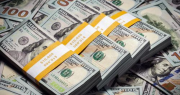 El Tesoro vendió 330 millones de dólares para mantener el dólar entre bandas
