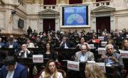 En una jornada picante, Diputados aprobó reforma de los DNU, pero vuelve al Senado, y convocaron a Caputo