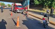 Santa Lucía: conducía su moto a excesiva velocidad y chocó de atrás con una camioneta