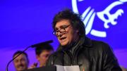 Elecciones 2025: Javier Milei en campaña, mientras se define el destino de las boletas libertarias