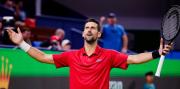 Novak Djokovic luchó y se metió en semifinales del Masters 1000 de Shanghai: enfrentará a la revelación del torneo