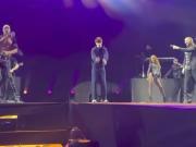 Hijo de Ricky Martin sorprende en concierto y emociona al público en Chile