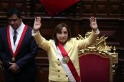 Fuerzas políticas que sostenían a la presidenta Boluarte en Perú anticipan su destitución