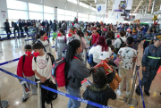 Plan Vuelta a la Patria retorna a 219 venezolanos deportados de México