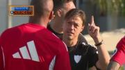 Matías Almeyda detuvo la práctica del Sevilla para homenajear a un jugador y su esposa