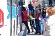 Fin de semana largo en el Alto Valle: así funcionan los comercios y colectivos este viernes