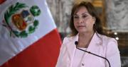 Boluarte acepta su destitución y abandona palacio presidencial sin destino conocido