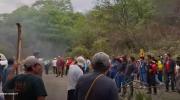 Gobernación cruceña y guaraníes acuerdan instalar mesas técnicas tras una semana de bloqueos