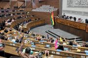 Urgen al Parlamento aprobar proyecto en beneficio de huérfanos por feminicidios