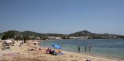 Hallazgo de terror: un turista encontró un pie humano en una famosa playa de Ibiza y abren una investigación
