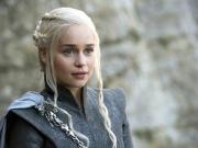 Emilia Clarke, la estrella de Game of Thrones, fue vista en Palermo y los fans se preguntan a qué vino