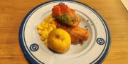 El sabor del picante de pollo boliviano cautivó paladares en un famoso restaurant de sushi japonés