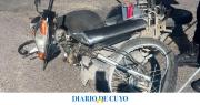 Grave accidente en un peligroso cruce: una camioneta embistió a una moto y se dio a la fuga