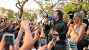Javier Milei con Virginia Gallardo en Corrientes: “Les pido que sigan aguantando”
