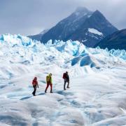 Al corazón del Glaciar Perito Moreno el paseo que te lleva a sentir que el hielo late a tus pies