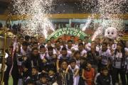 Fantasmas se corona tetracampeón de la Liga de Futsal