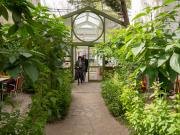 Gastronomía de primavera: 10 jardines escondidos donde comer en Buenos Aires