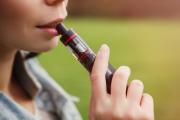 La OMS alerta sobre el aumento del cigarrillo electrónico entre adolescentes