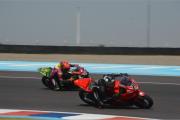 Chamorro se impuso en la última vuelta y Pérez Zuasti dominó con autoridad en el Superbike Argentino