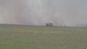Incendios en campos provocaron una muerte y el cierre del aeropuerto