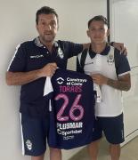 Franco Torres volvió a jugar tras más de dos años en El Bosque, ¿a quién le regaló su camiseta luego de su vuelta?