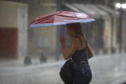 Del calor al temporal: alerta amarilla en el AMBA por tormentas fuertes durante la noche