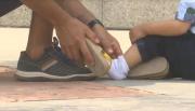 Un niño fue flagelado por supadrastro por jugar en la calle