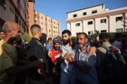 Exprisioneros palestinos se reúnen con sus familias: Es como volver a nacer