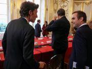 Francia: el nuevo primer ministro designado por Emmanuel Macron ya enfrenta mociones de censura y su continuidad pende de un hilo