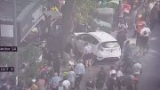 Brutal: un hombre atropelló a varias personas en el centro de Córdoba y dejó siete heridos