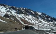 Atraviesa la cordillera en la nieve a 3200 metros de altura: la obra de ingeniería que une Argentina con el Pacífico
