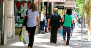 El comercio sanjuanino apuesta a las ventas con tarjeta de crédito para el Día de la Madre