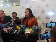 Caso Banco Fassil irrumpe en la campaña y genera tensión entre candidatos