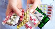 Farmacéuticos dicen que la producción de medicamentos se redujo en más del 30% por falta de dólares