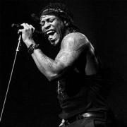 Se apaga un ícono: muere D’Angelo, el alma del neo-soul que transformó el R&B