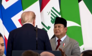 Un micrófono abierto reveló el pedido inesperado del presidente de Indonesia a Trump durante Cumbre de Gaza