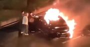 Conductor muere carbonizado tras quedar atrapado en su vehículo